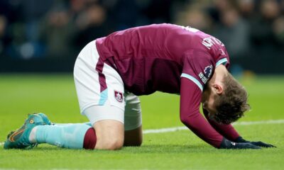 Jacob Bruun Larsen rues a missed chance against Everton