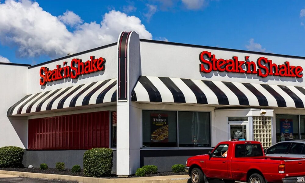 Steak 'n Shake offers $2.50 Patriot Milkshake promotion in January