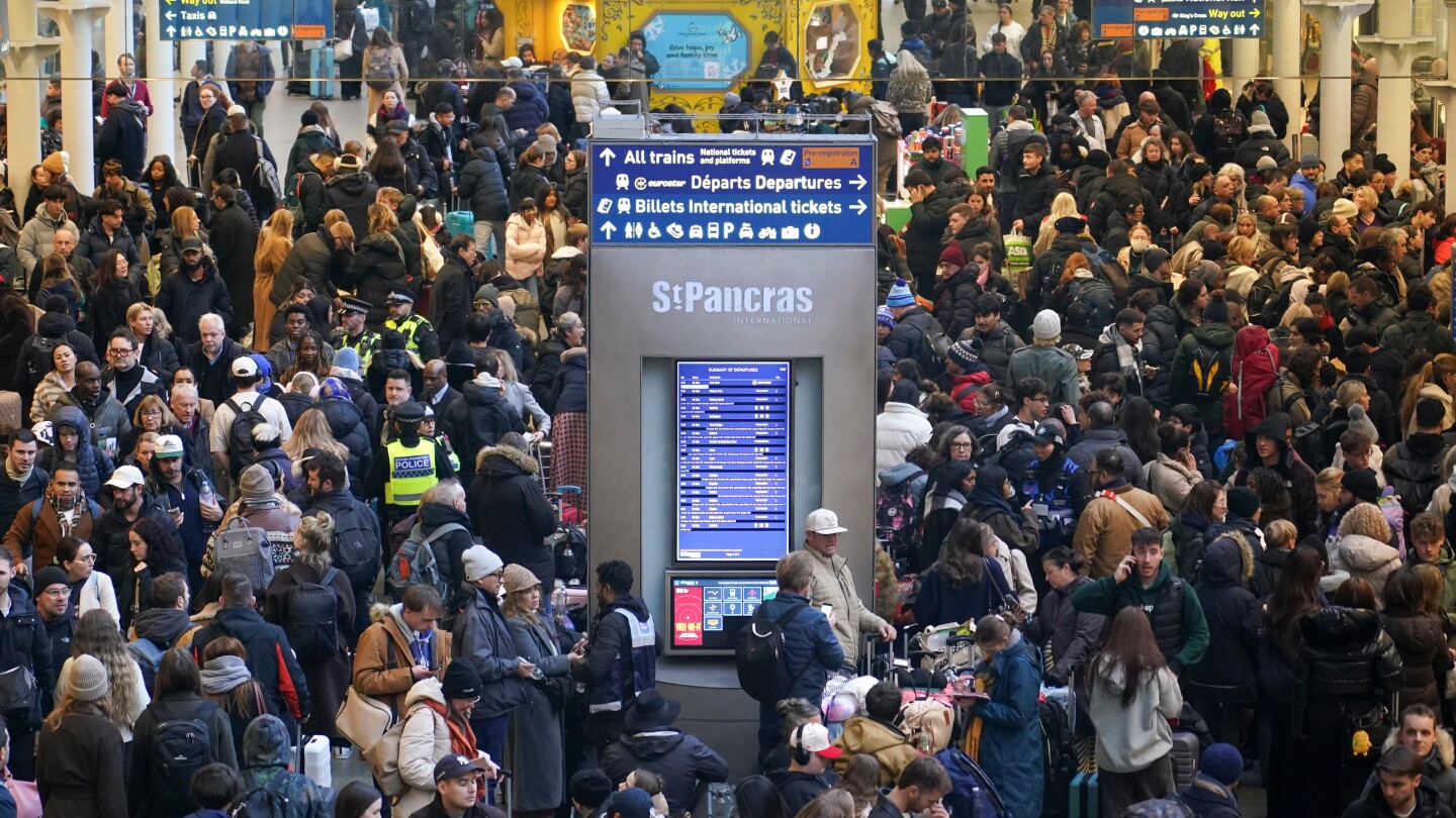 Channel Tunnel disruption affects Eurostar and vehicle shuttle between France and England