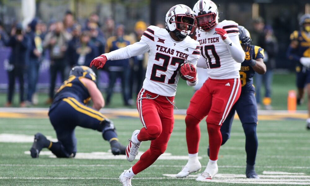 Texas A&M drops out of top five in AP college football poll