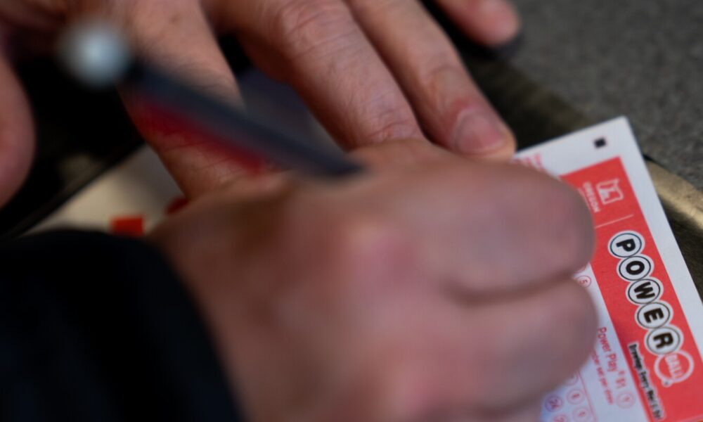 Powerball player in Arkansas wins $1.817 billion lottery jackpot