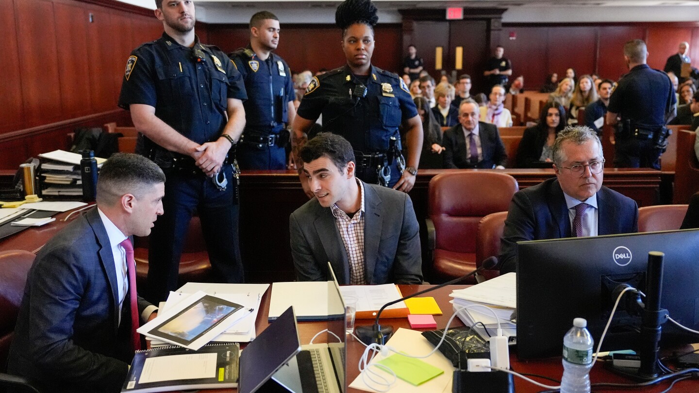 Luigi Mangione due back in court for fight over evidence in UnitedHealthcare CEO killing case