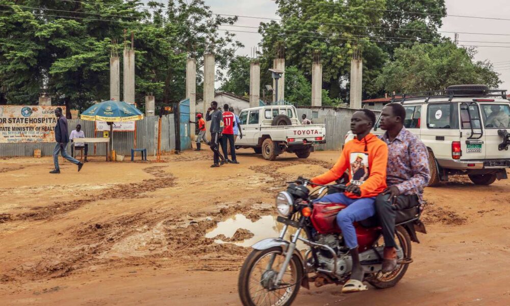 Federal judge to decide South Sudanese immigrants' status in US