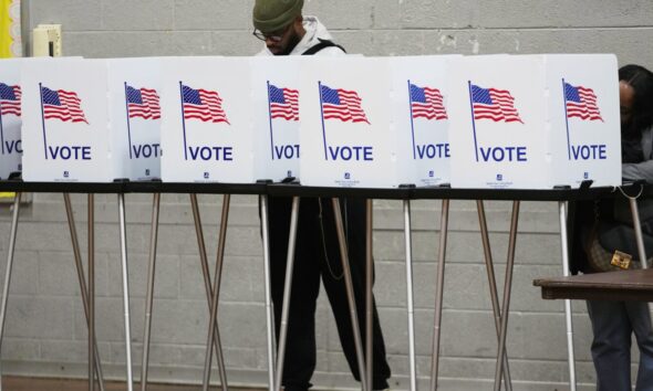 Democrats are concerned that Trump will interfere with the midterm elections