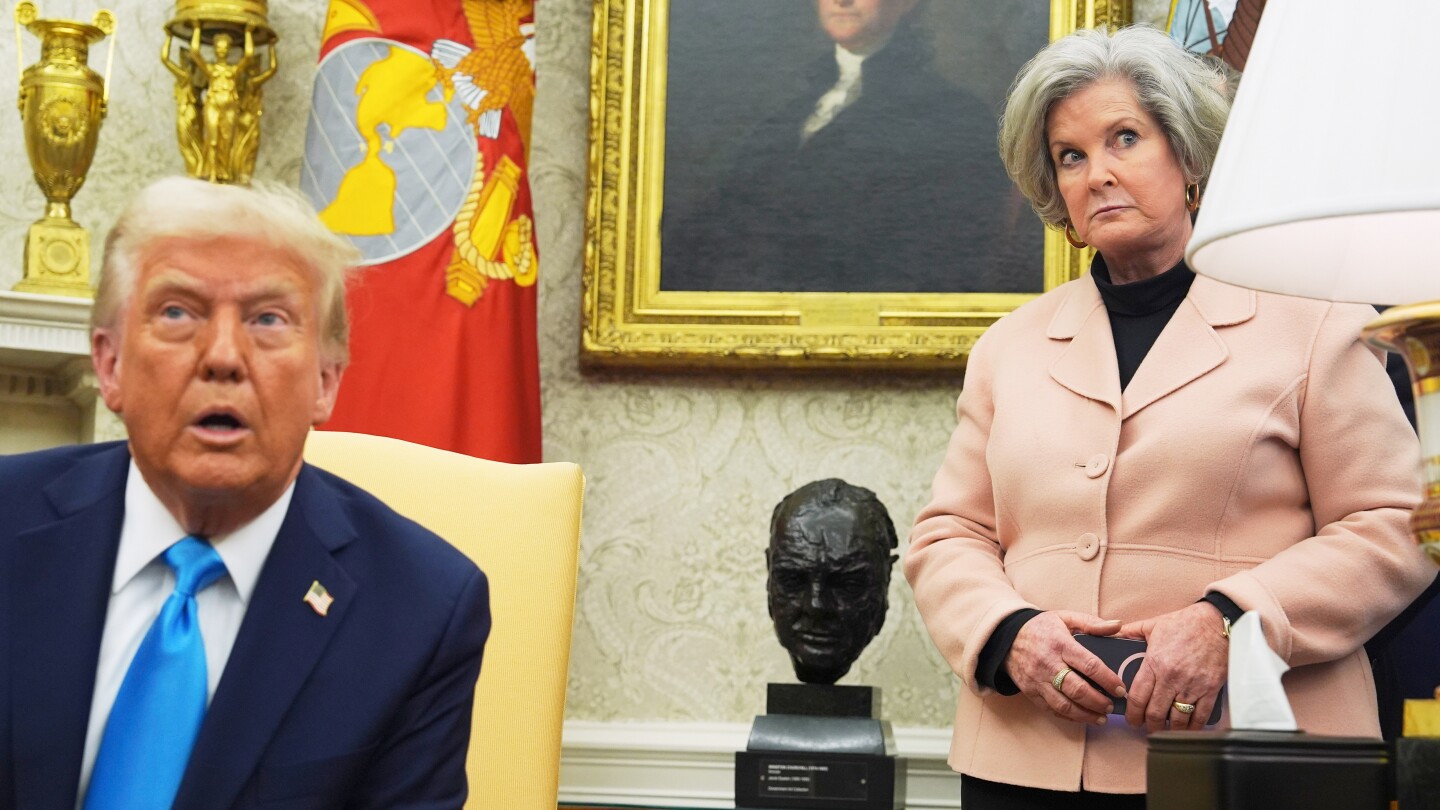 Susie Wiles criticizes Bondi and opines on Trump in Vanity Fair