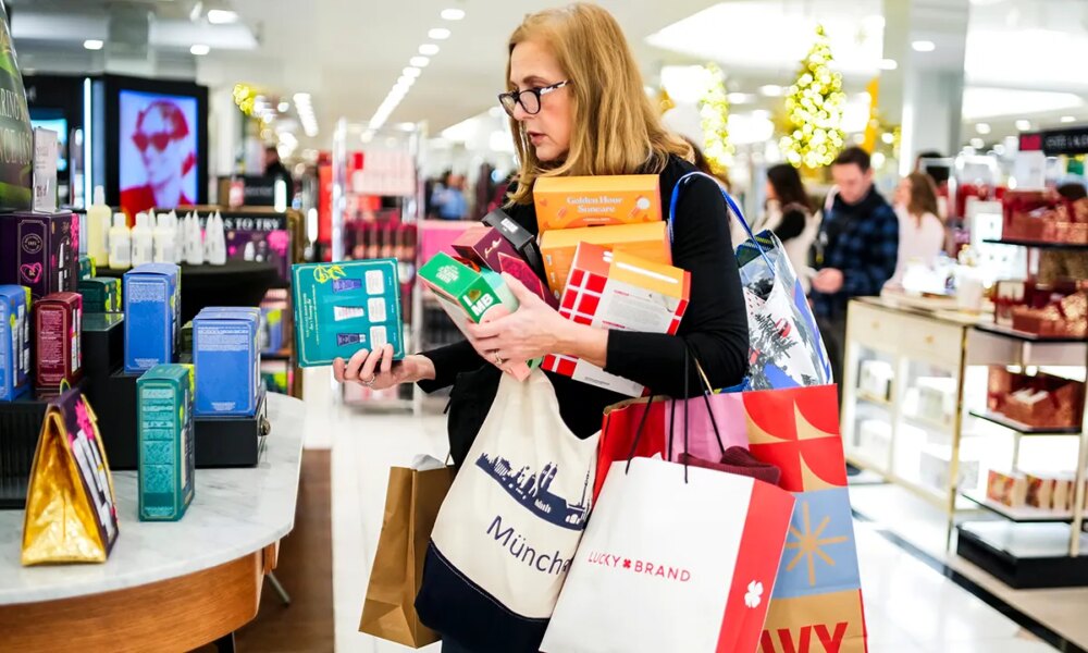 Black Friday, holiday shopping hits record spending as Trump advisor credits policies