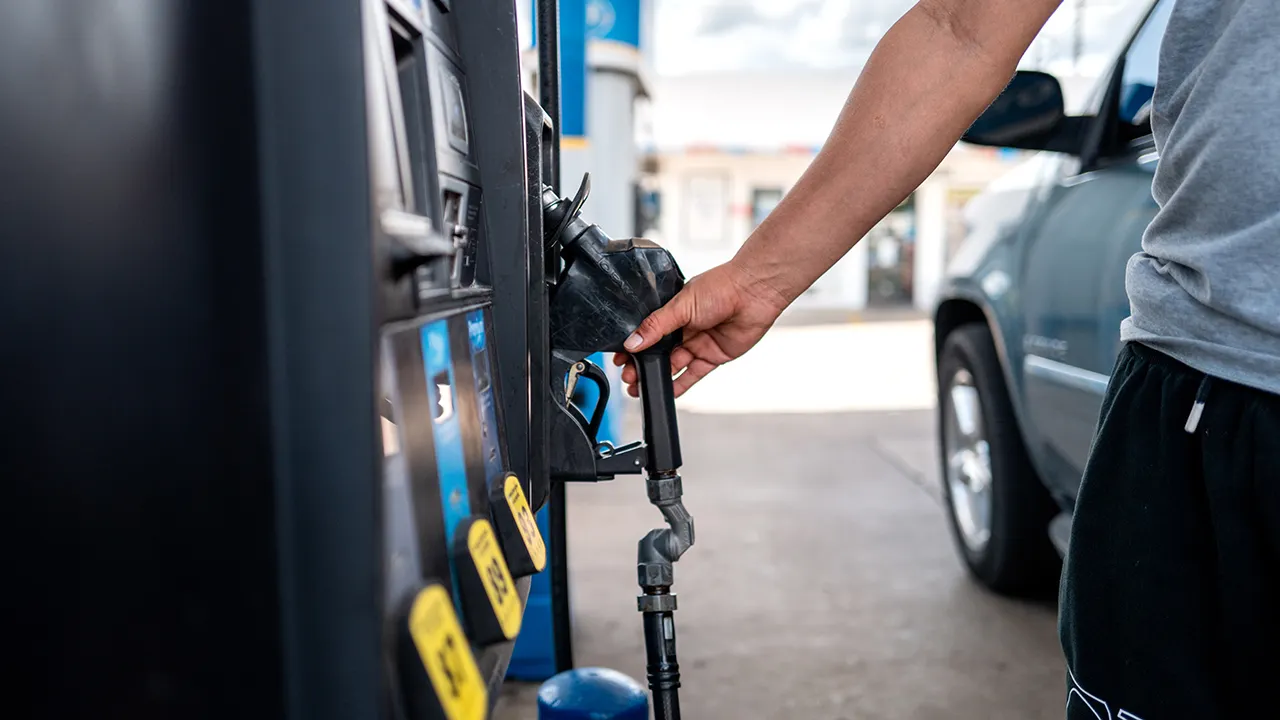 Americans get relief as gas prices slide below $3 nationwide average