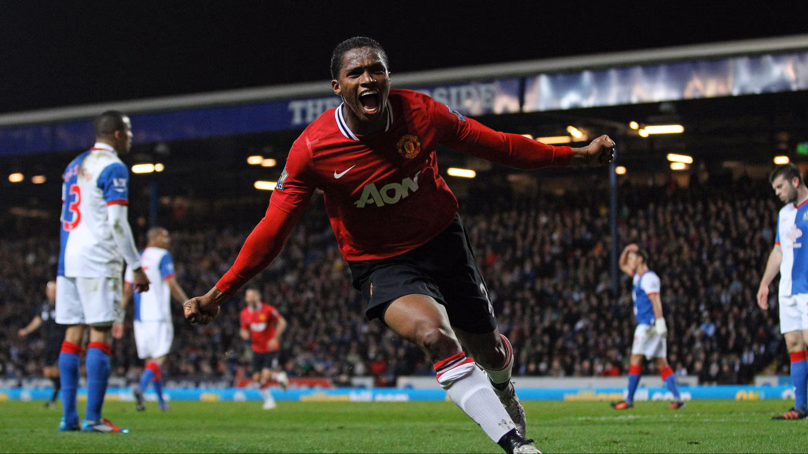 Man Utd held talks to sign big-money star on Monday