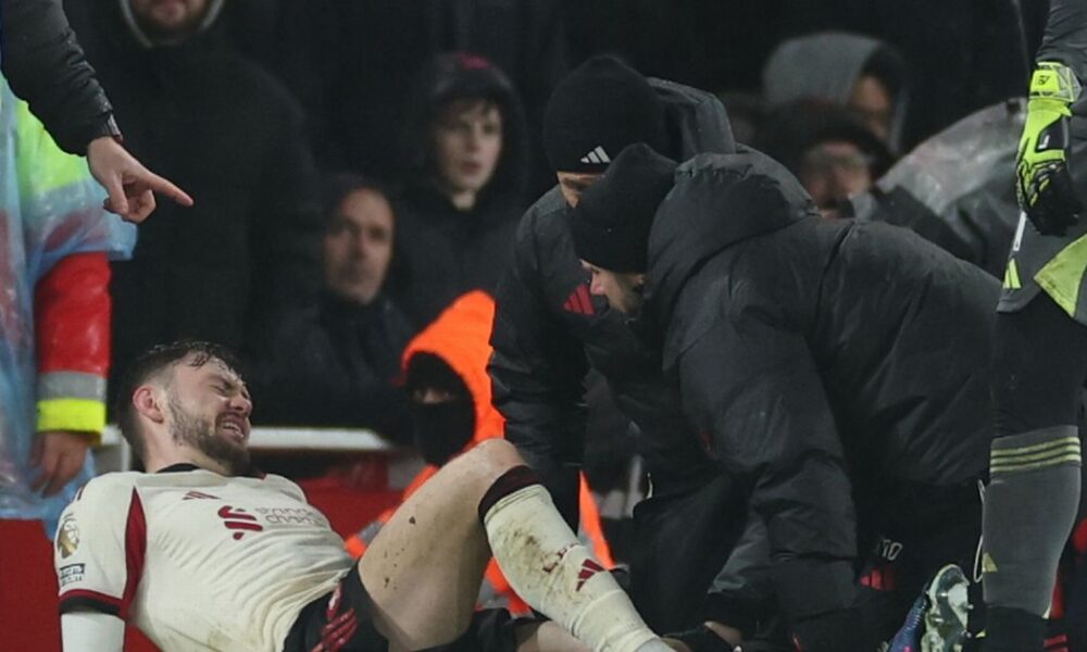 Conor Bradley has sustained a serious knee injury.