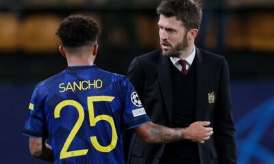 Jadon Sancho of Manchester United, coach Michael Carrick of Manchester United  during the UEFA Champions League  match between Villarreal v Manchester United at the Estadio de la Ceramica on November 23, 2021 in Castellon Spain.
