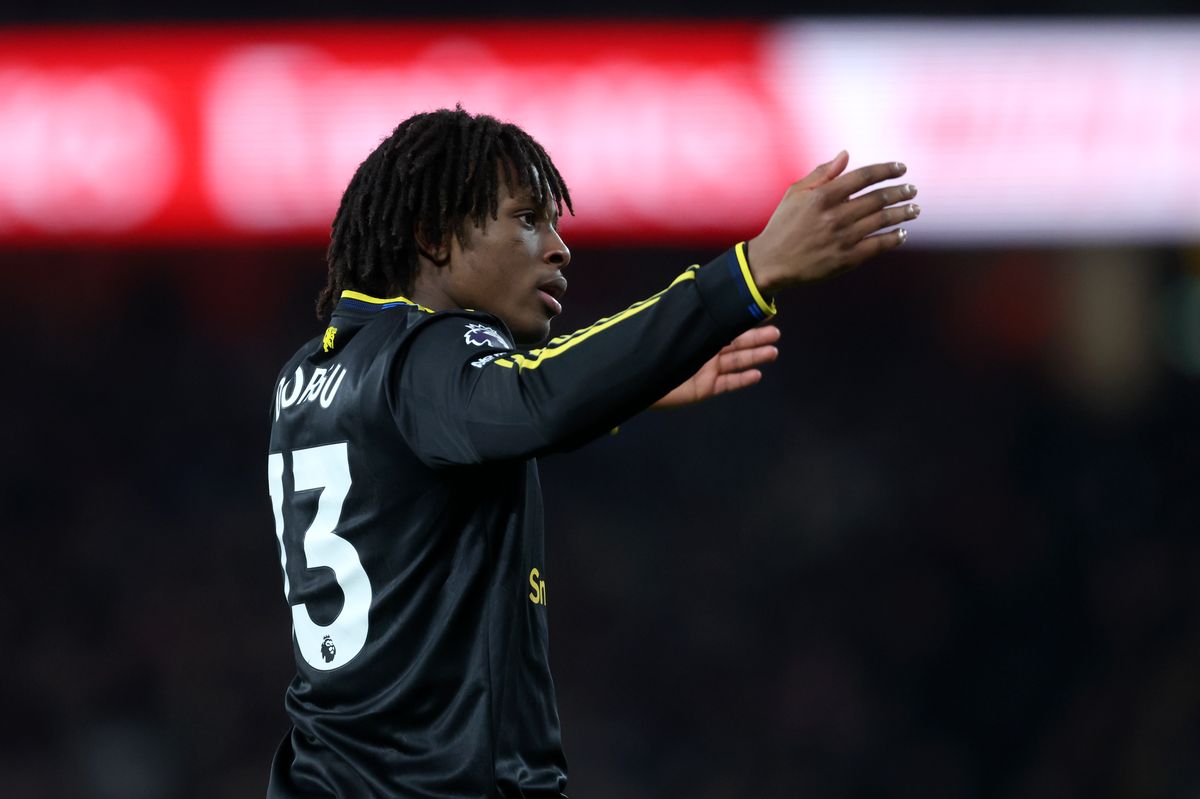 Patrick Dorgu of Manchester United celebrates