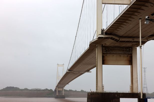 M48 Severn Bridge closure live: Bridge closed in both directions due to strong winds