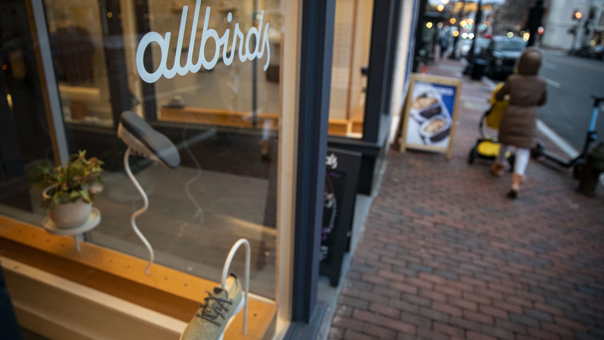 Allbirds becomes latest retailer to close brick-and-mortar stores