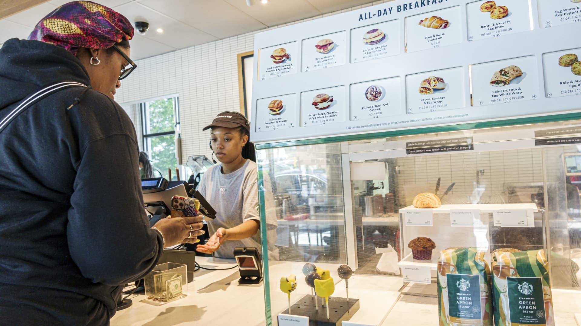 Starbucks to reintroduce loyalty program tiers