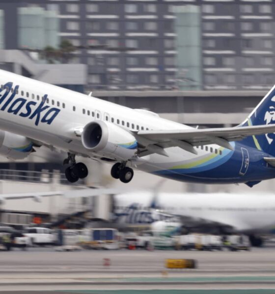 Alaska Airlines buys over 100 Boeing 737-10 jets in carrier's biggest order