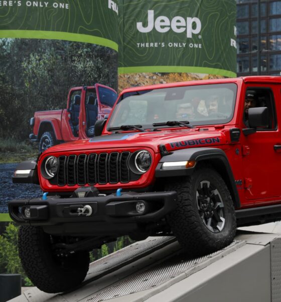 Stellantis scraps Jeep, Chrysler PHEVs amid EV slowdown, recall