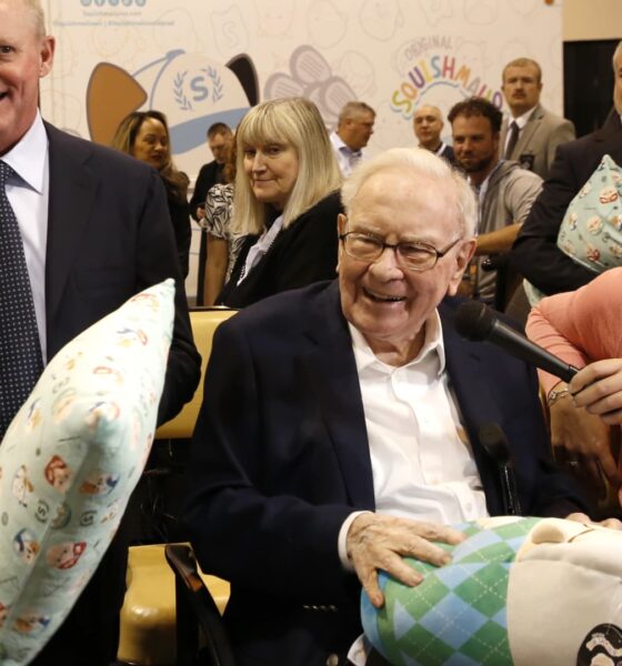 Berkshire's Buffett was still hunting massive deal in last days as CEO