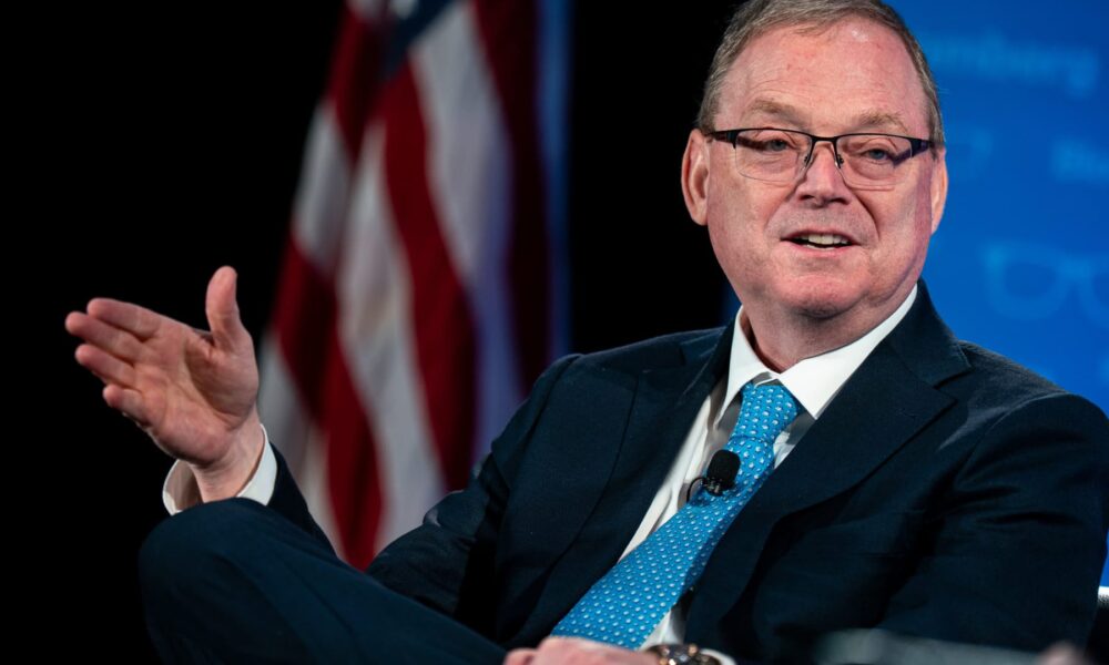 Kevin Hassett pivots to possible 'Trump cards' amid credit card battle