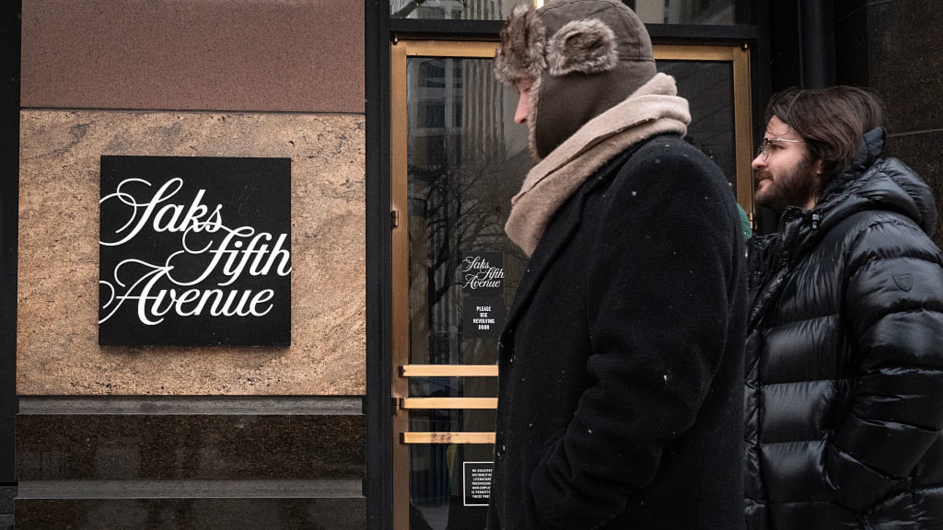 Saks Global struggles to line up bankruptcy financing