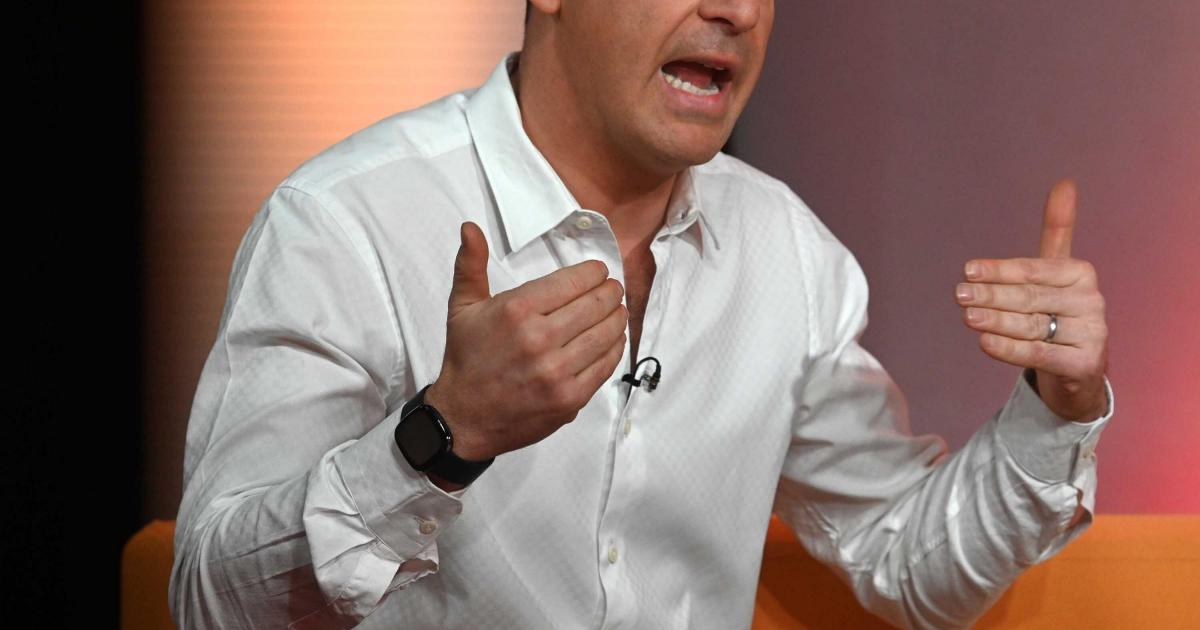 Martin Lewis 'hugely important warning' for travel insurance