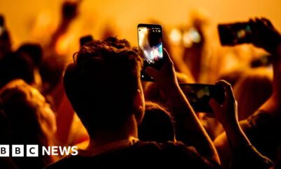 Should smartphones be locked away at gigs and in schools?