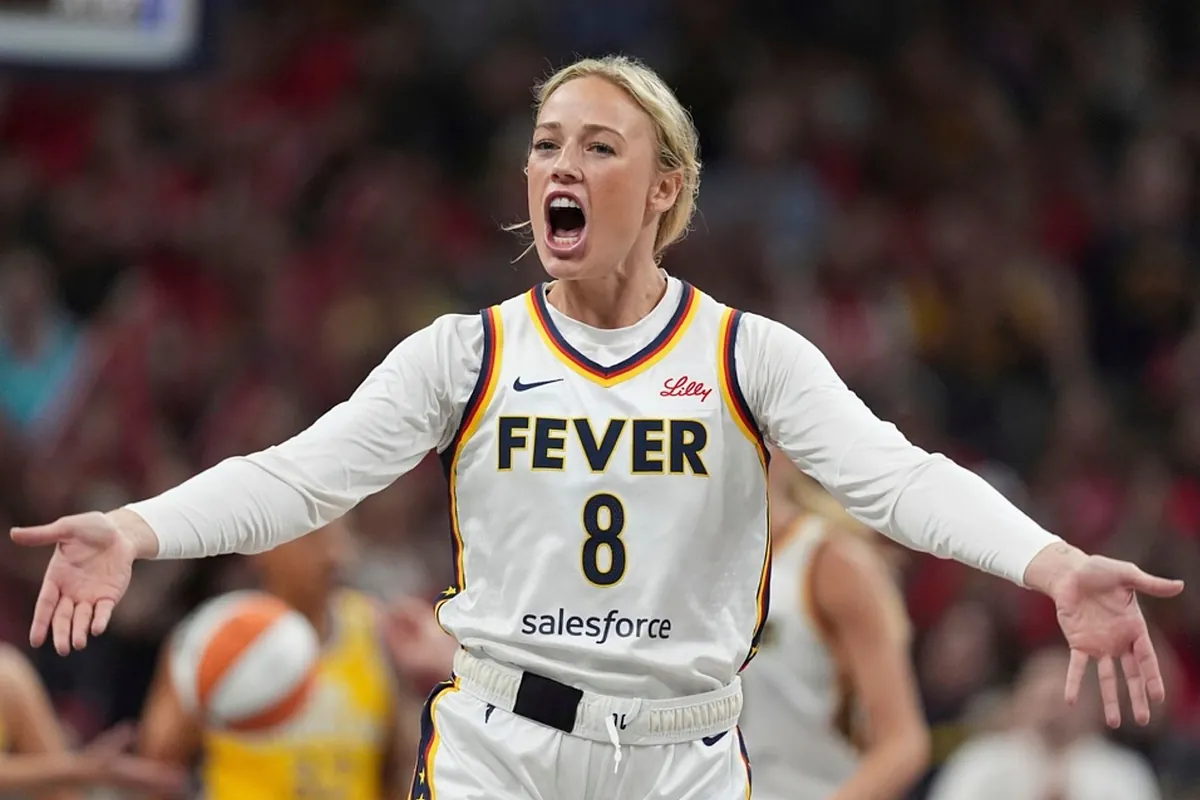 Sophie Cunningham questions New Year's traditions after being put on the spot over her relationship status