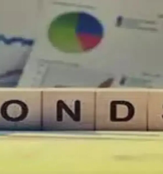 India bonds dip before debt sale; state supply eyed