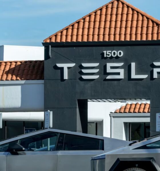 Energy Stocks, Utilities Take Lead on First Trading Day of 2026, While Tech Lags