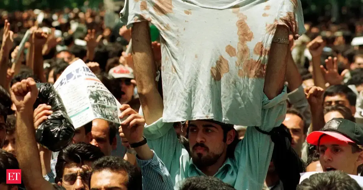 Iran says no leniency for 'rioters' as protests persist