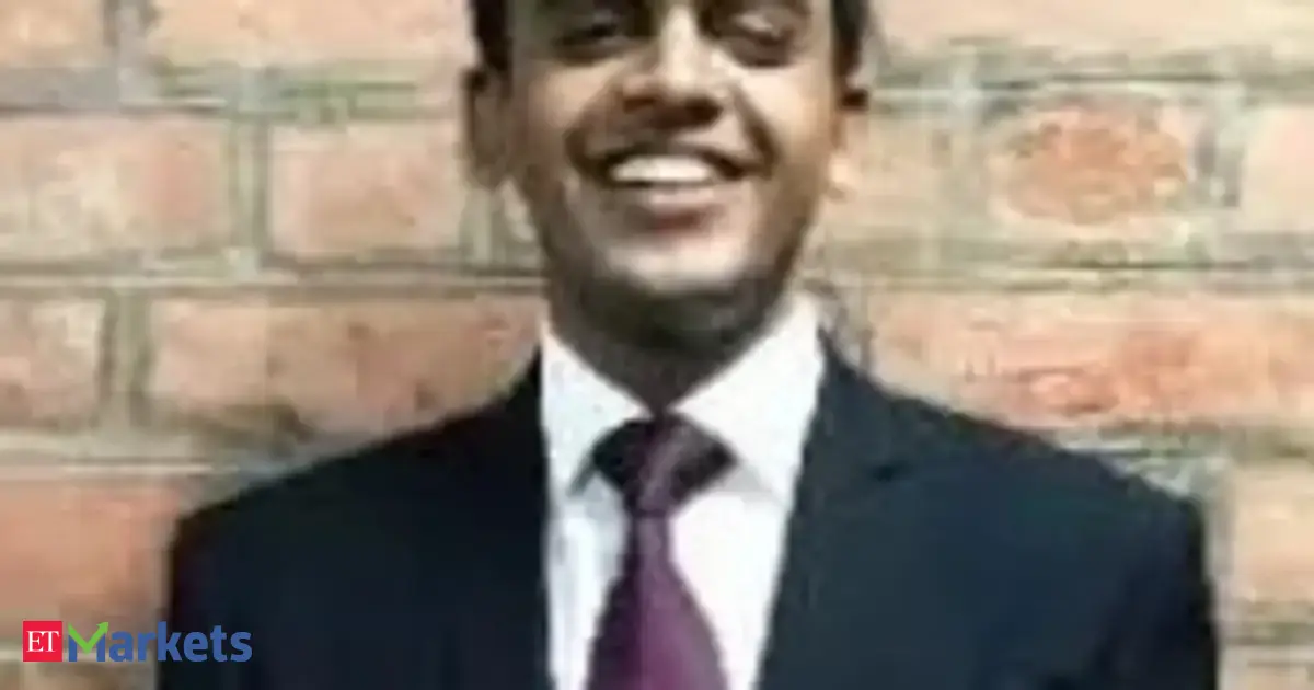 Regulatory chatter on commissions puts insurance stocks under the lens