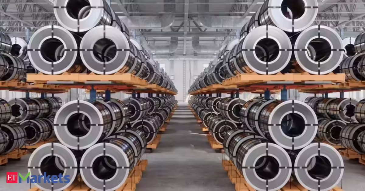 NALCO shares retreat 6% after 4-day rally. Are metals losing momentum?