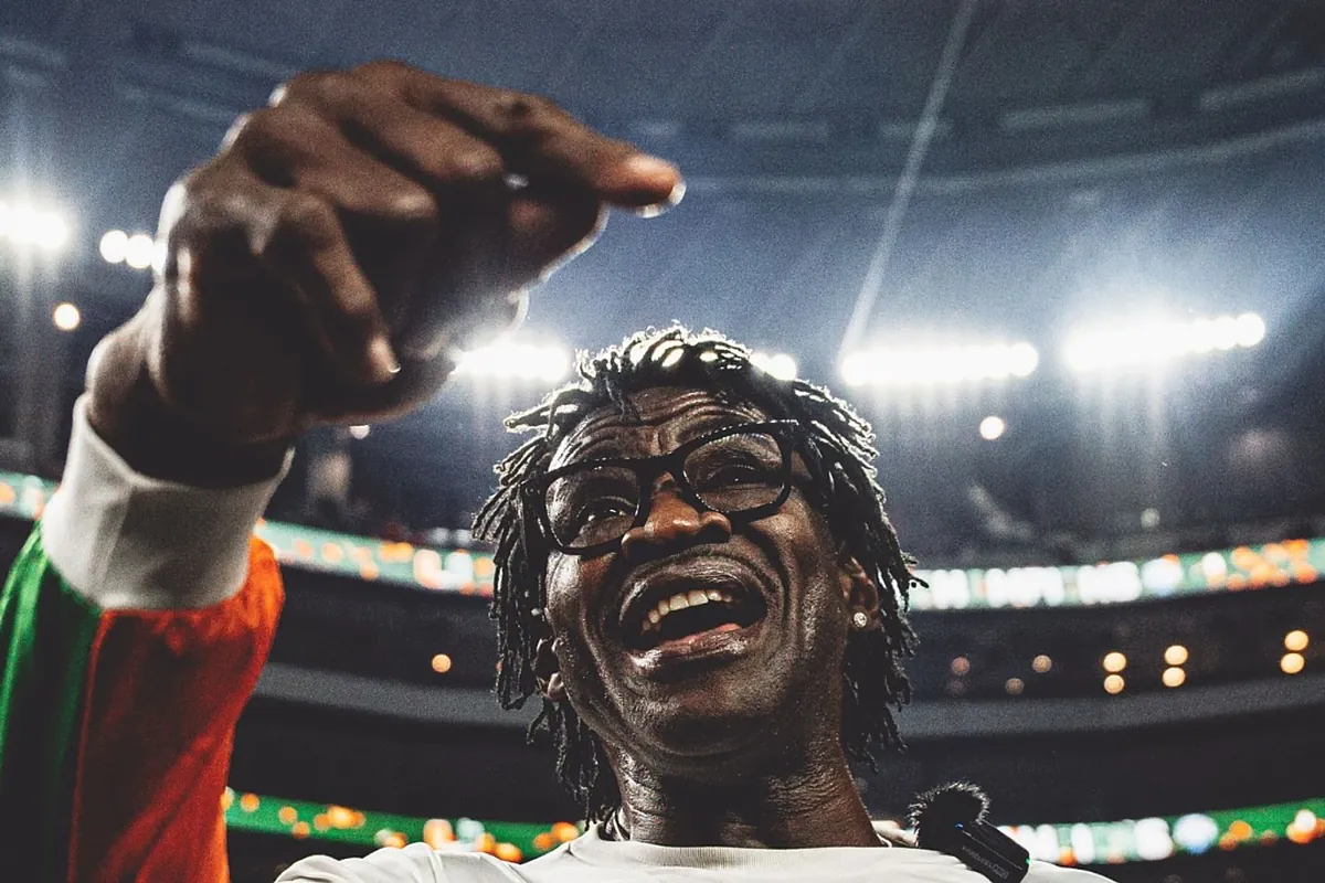 Michael Irvin completely loses it as Carson Beck scores the game winning touchdown for Miami