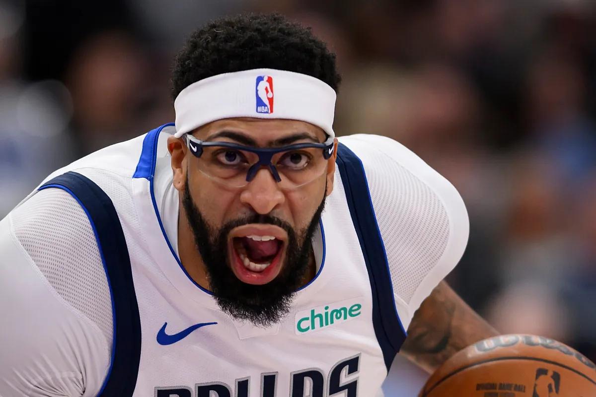 Anthony Davis injury shock hits Mavericks as trade deadline nears
