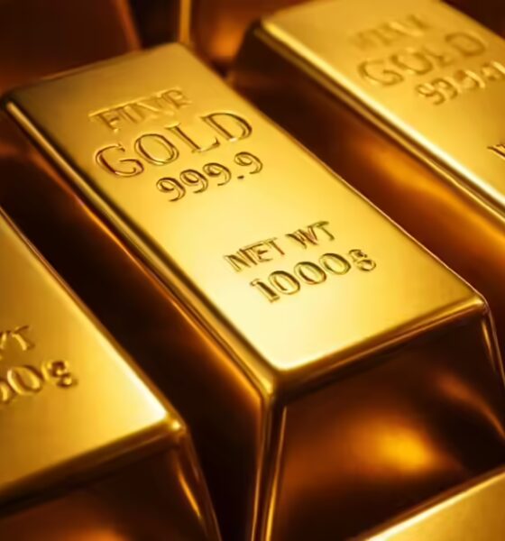 Gold jumps to record high on Fed subpoenas and Iran tensions