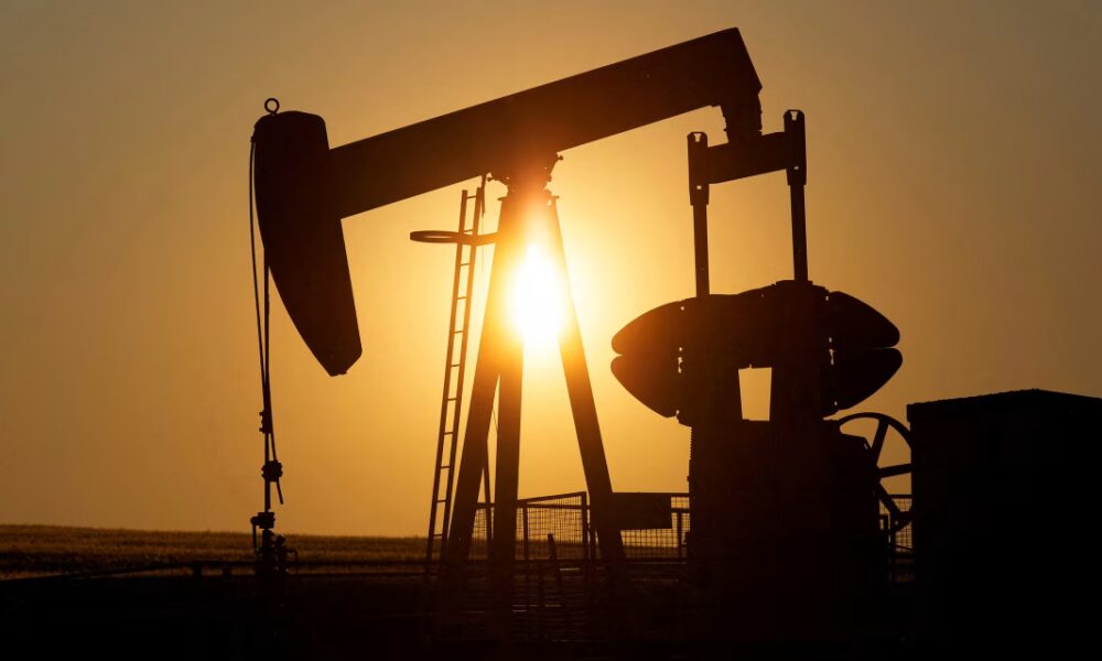 U.S. Crude Oil Stockpiles Post Weekly Increase