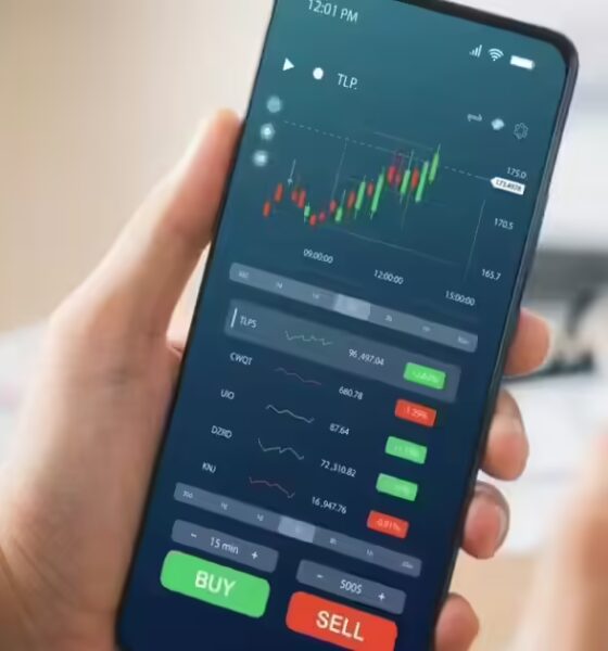 Nifty consolidates below 25,900 as markets await decisive trigger