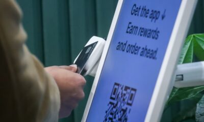 Why Bank CEOs Are Carefully Push Back on Trump's Credit-Card Rate Cap