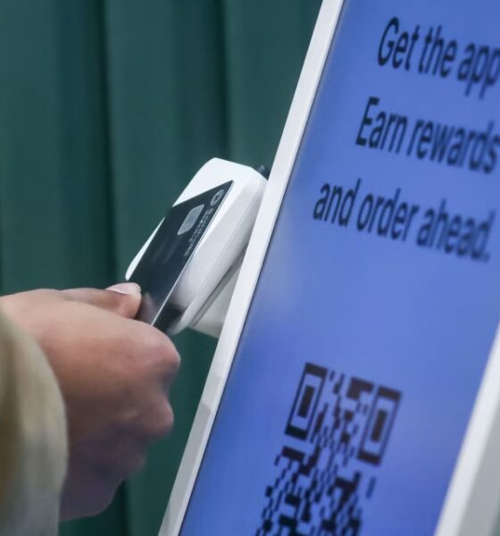 Why Bank CEOs Are Carefully Push Back on Trump's Credit-Card Rate Cap