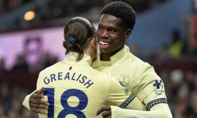 BIRMINGHAM, ENGLAND - JANUARY 18: Thierno Barry of Everton celebrates scoring with team mate Jack Grealish during the Premier League match between Aston Villa and Everton at Villa Park on January 18, 2026 in Birmingham, England. (Photo by Visionhaus/Getty Images)