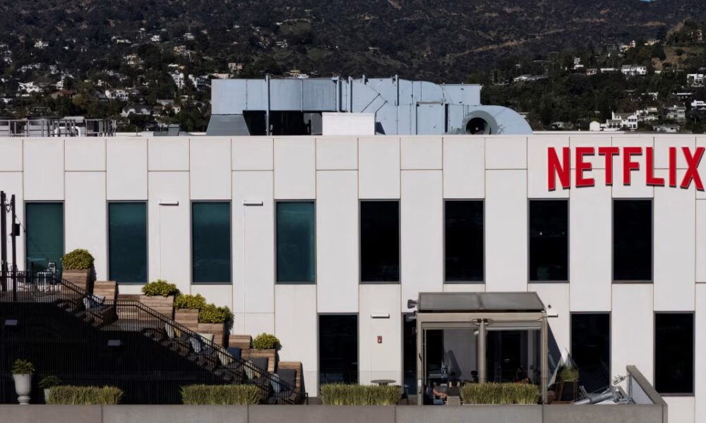 Trump Purchased Netflix, Warner Bonds in Days After Deal Announcement