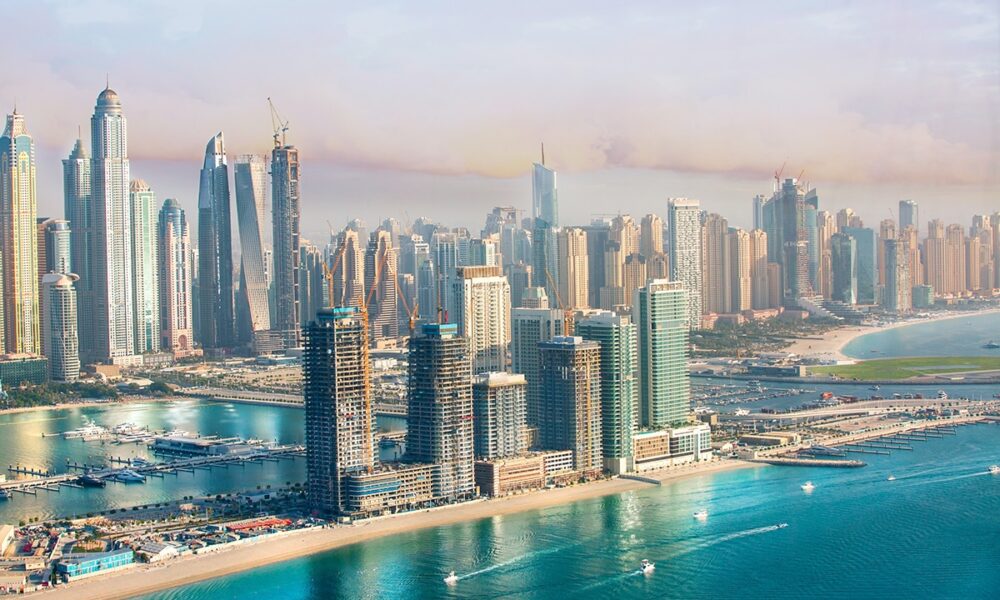 Expert advice for NRIs investing in Dubai real estate market