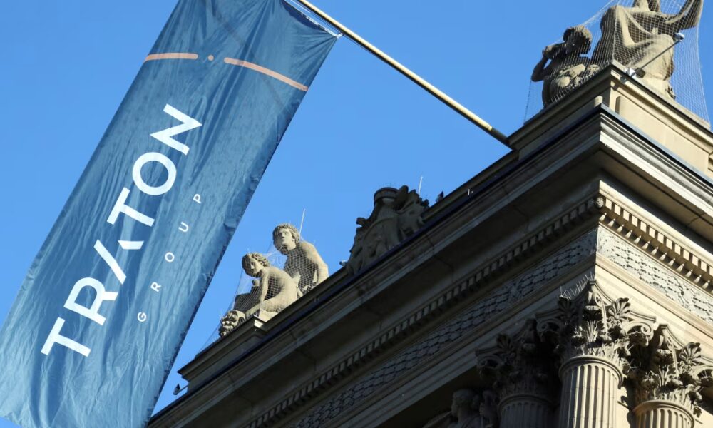 Traton Expects Net Cash Flow to Beat Guidance, Market Views