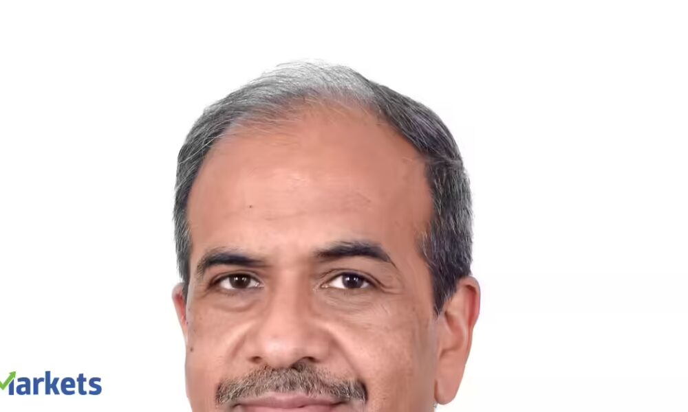 Rupee stability key market trigger as earnings hold up: Rahul Singh