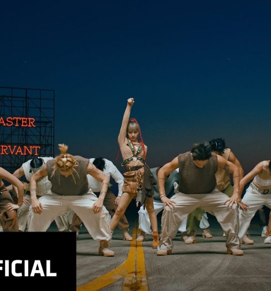 LISA - 'MONEY' EXCLUSIVE PERFORMANCE VIDEO