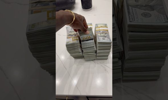$500,000 in cash #viralvideo #money #motivation #love