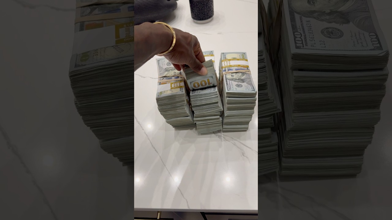 $500,000 in cash #viralvideo #money #motivation #love