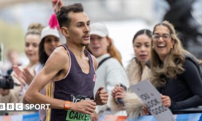 Emile Cairess competes at the 2024 London Marathon