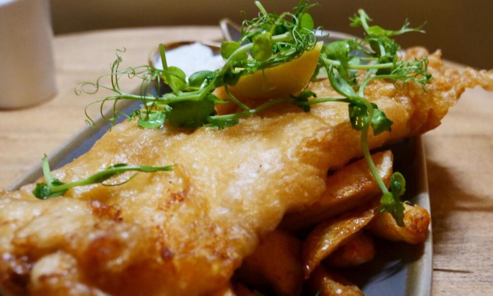 Scarborough chip shop Tunny Club bids to sell alcohol