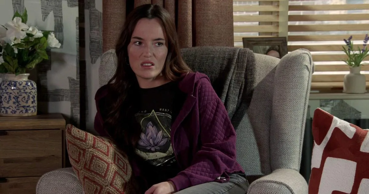 Jodie uses Lily in order to destroy Shona in Coronation Street | Soaps