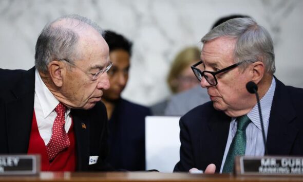 Crypto developer protections don't belong in market structure bill, senators say